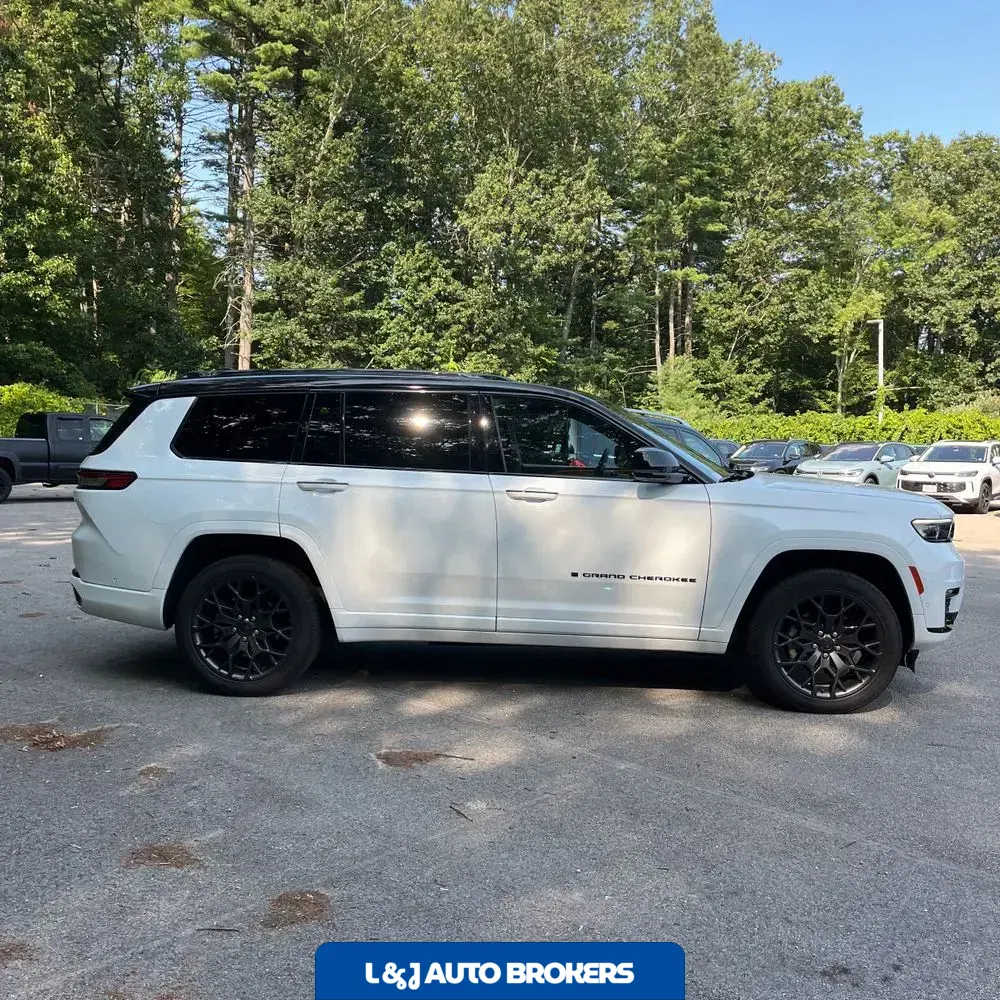 2023 Jeep Grand Cherokee L Summit Reserve