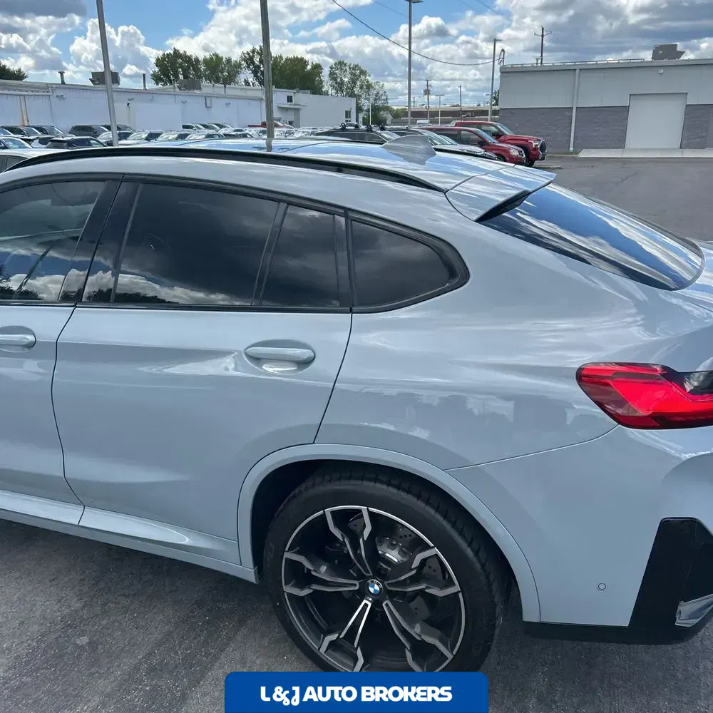 2022 BMW X4 M