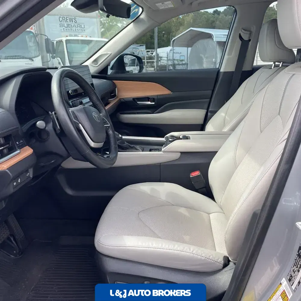 2024 Toyota Grand Highlander Platinum