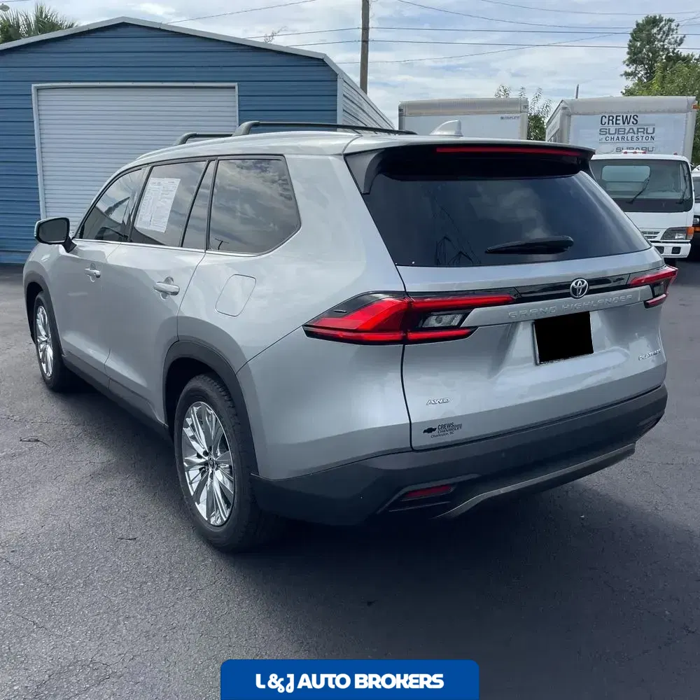 2024 Toyota Grand Highlander Platinum