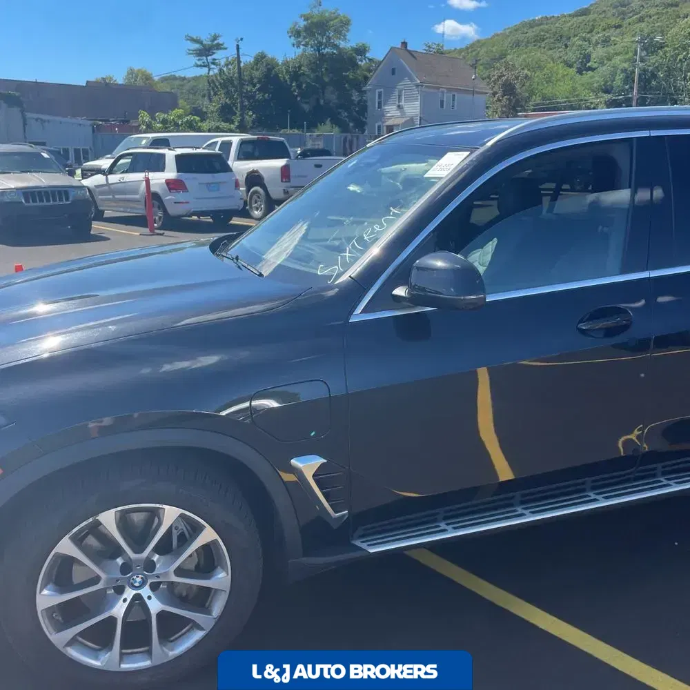 2025 BMW X5 xDrive50e