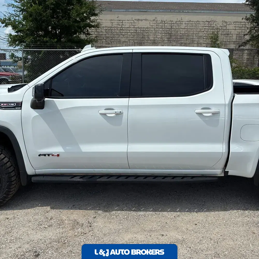 2022 GMC Sierra 1500 AT4