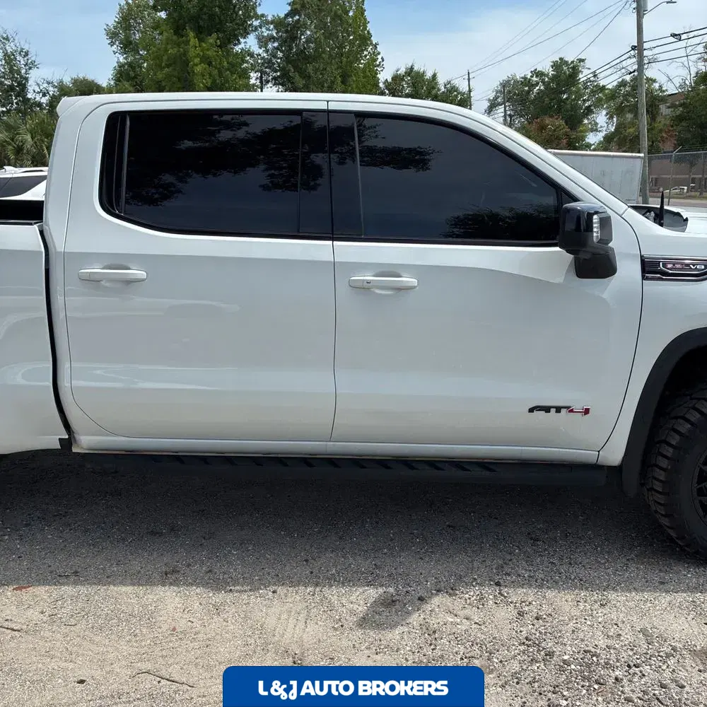 2022 GMC Sierra 1500 AT4