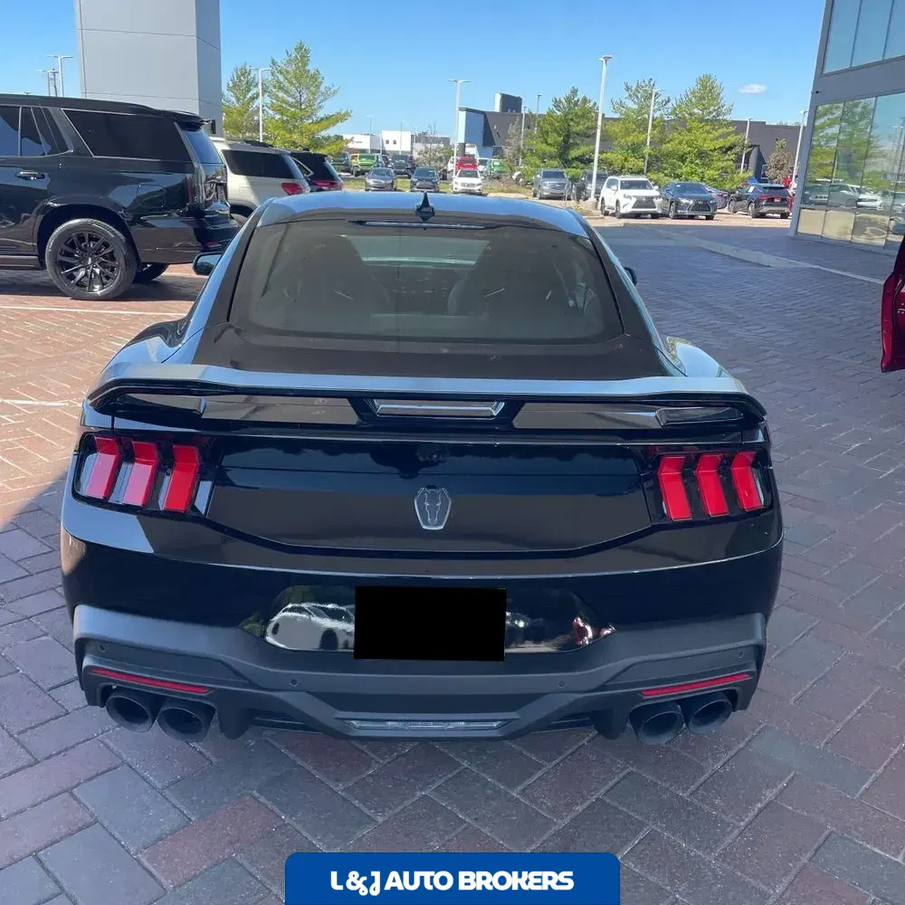 2024 Ford Mustang Dark Horse