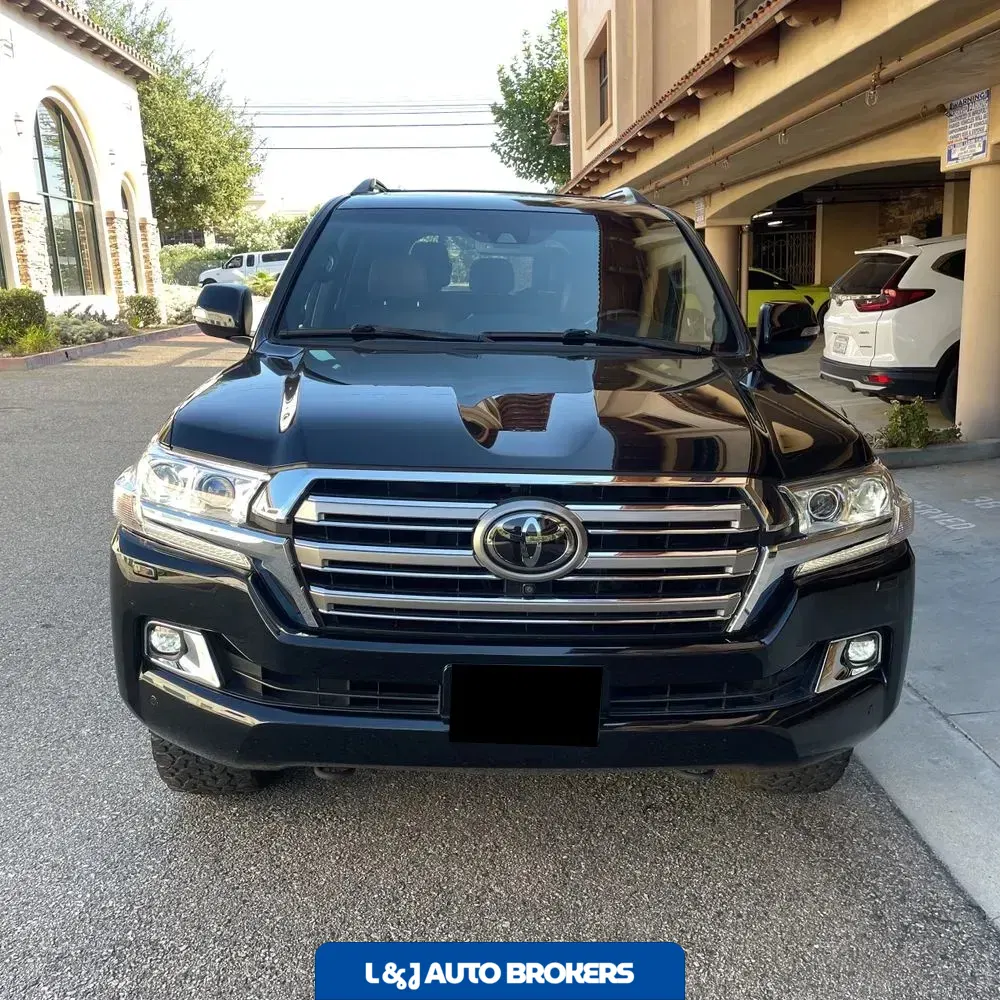 2019 Toyota Land Cruiser Base