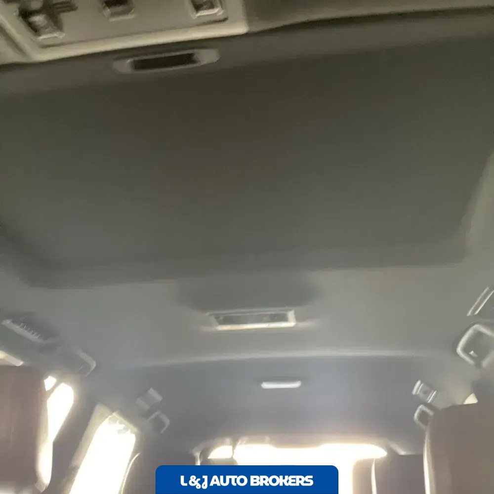 2019 Toyota Land Cruiser Base