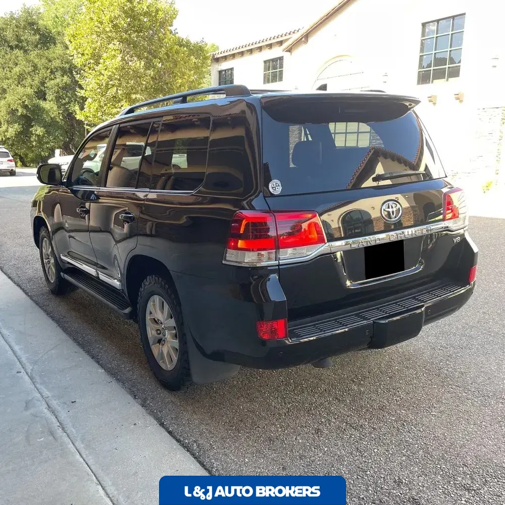 2019 Toyota Land Cruiser Base