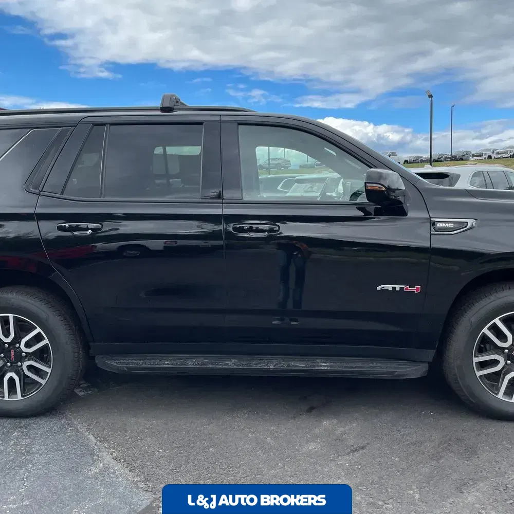 2023 GMC Yukon AT4