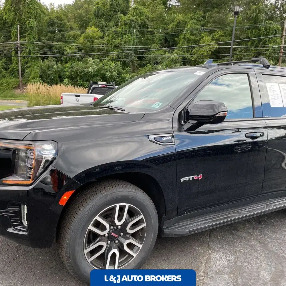 2023 GMC Yukon AT4