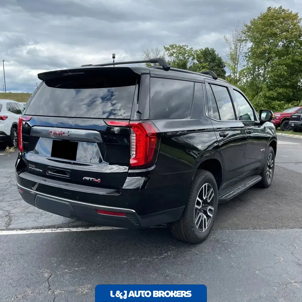 2023 GMC Yukon AT4