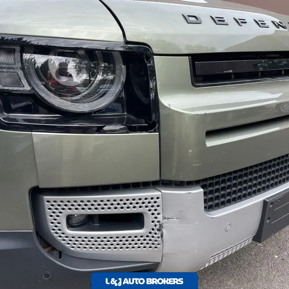 2024 Land Rover Defender 110 S P300