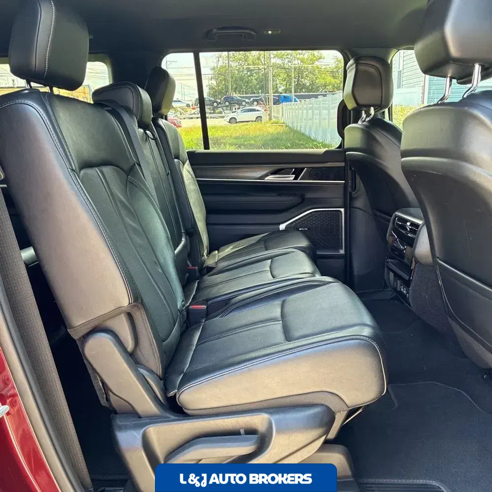 2024 Jeep Wagoneer L Series II