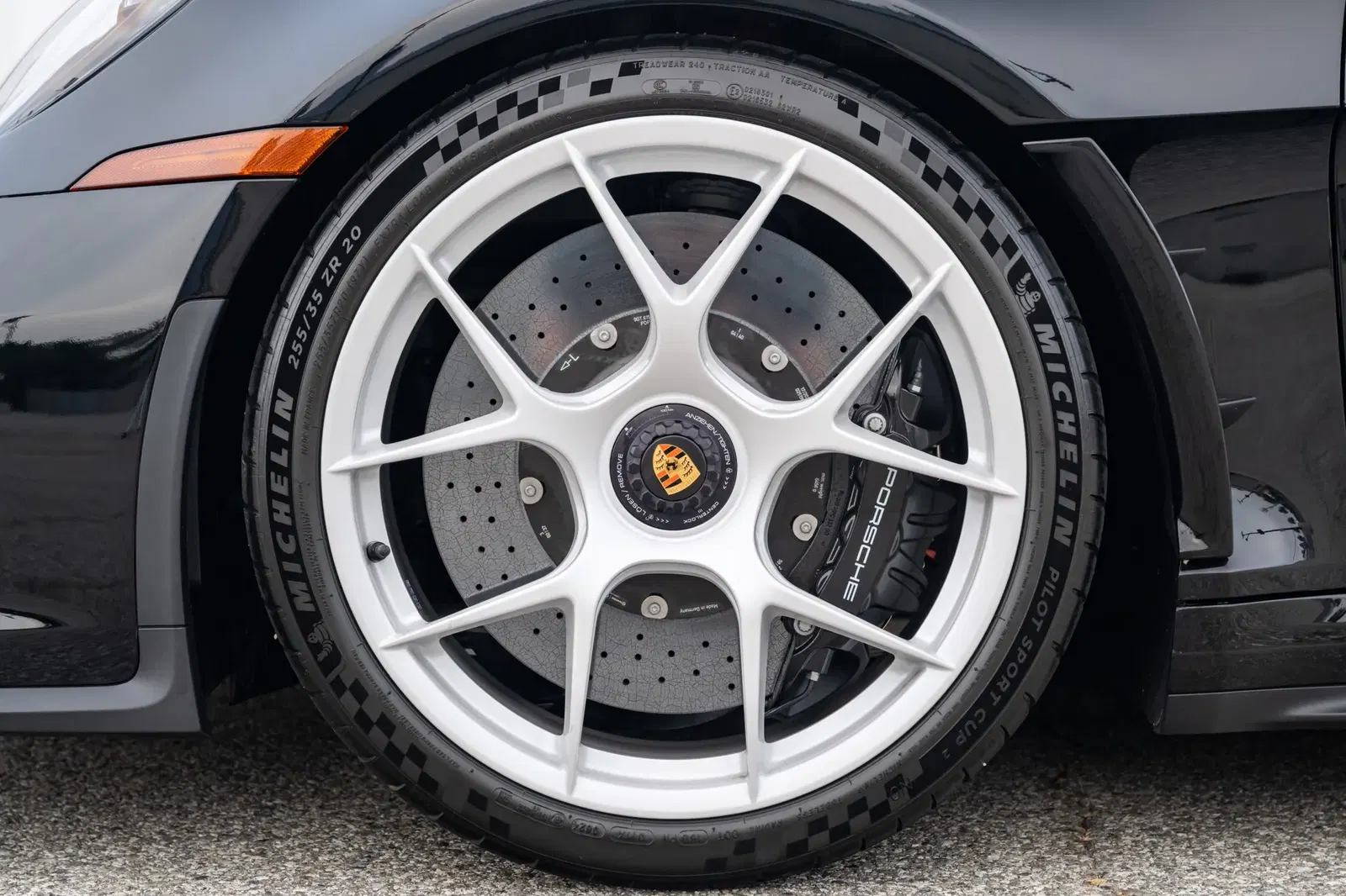 2024 Porsche 911 S/T
