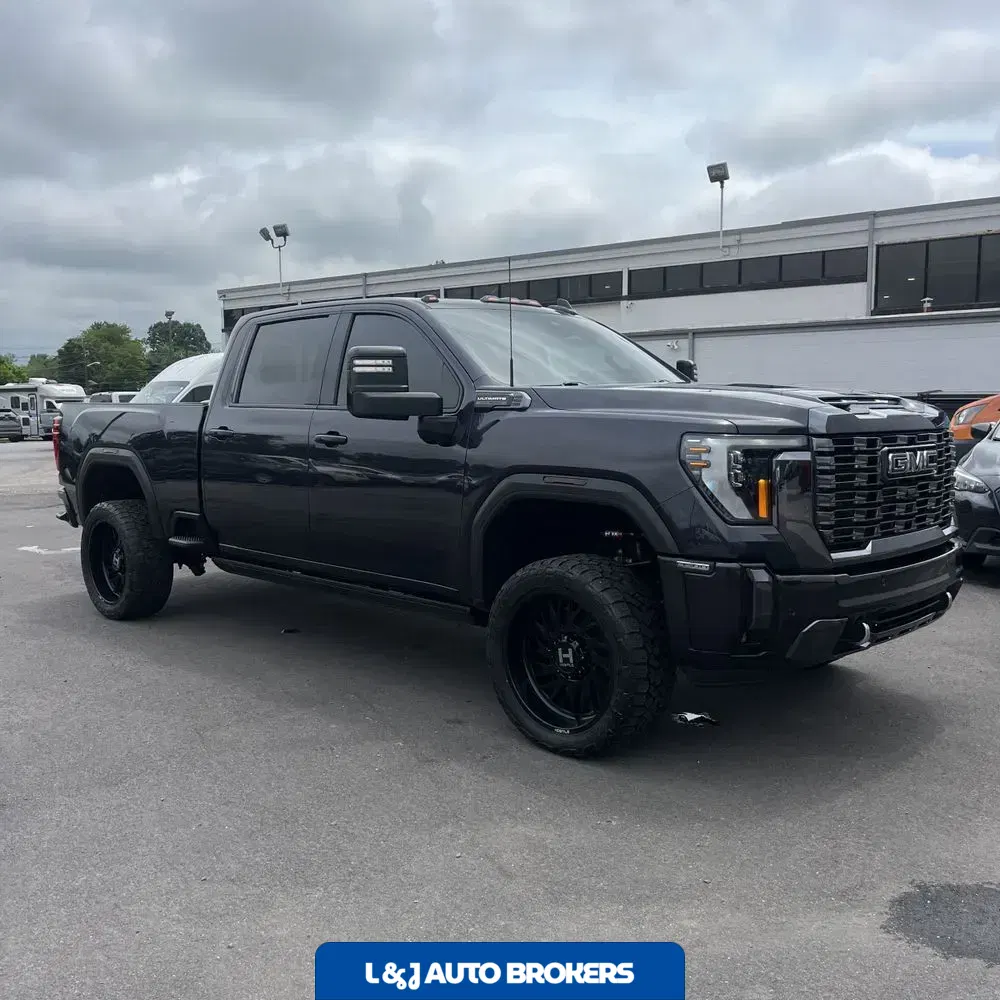 2024 GMC Sierra 3500HD Denali Ultimate