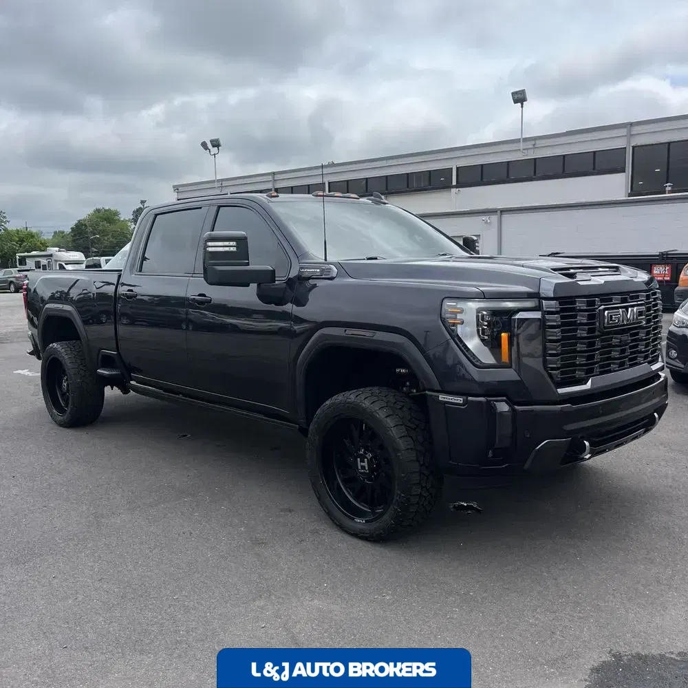 2024 GMC Sierra 3500HD Denali Ultimate