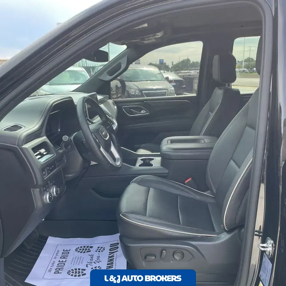2023 GMC Yukon SLT