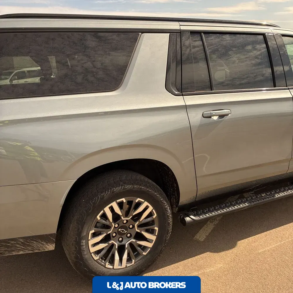 2025 Chevrolet Suburban Z71