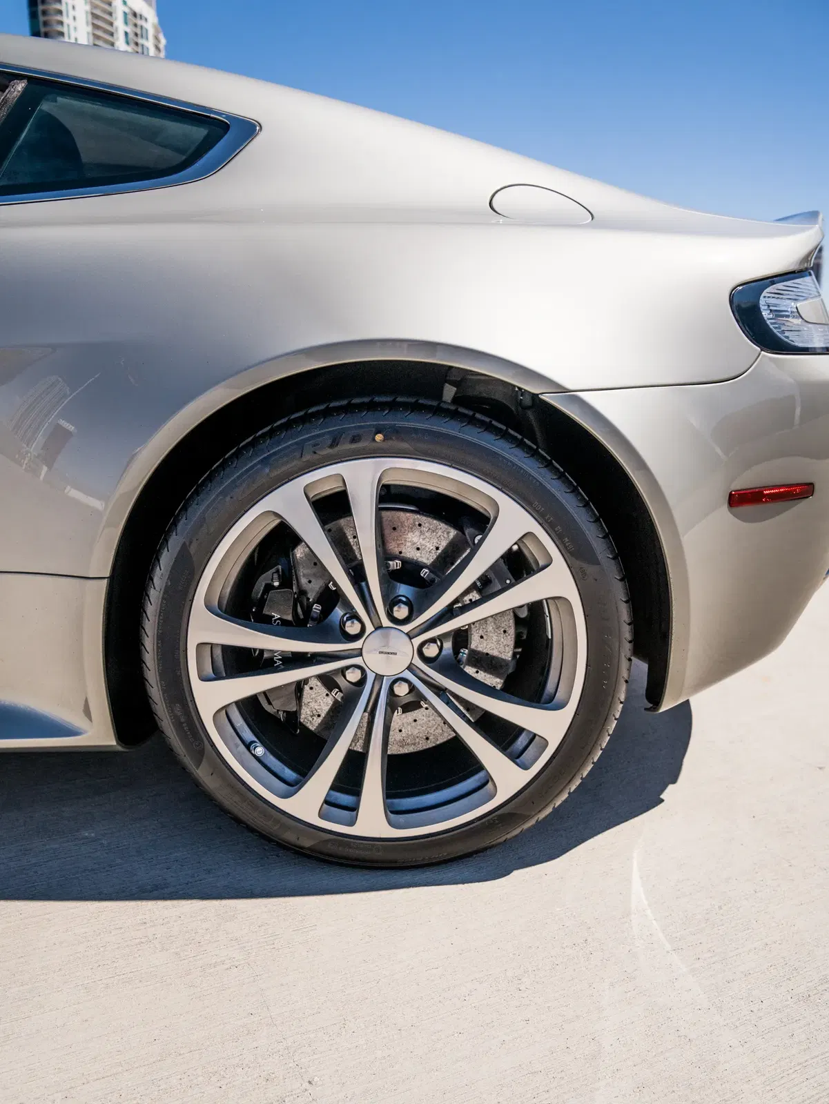 6k-Mile 2017 Aston Martin V12 Vantage S 7-Speed