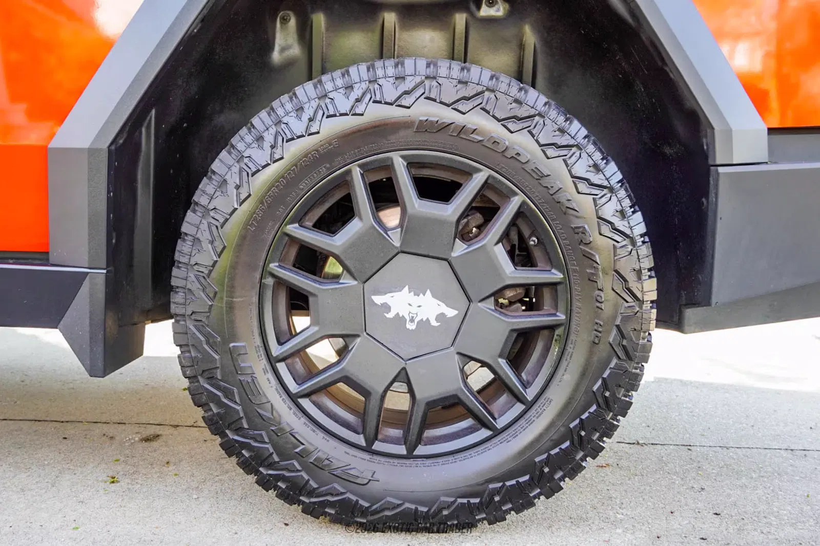 2024 Tesla Cybertruck Cyberbeast