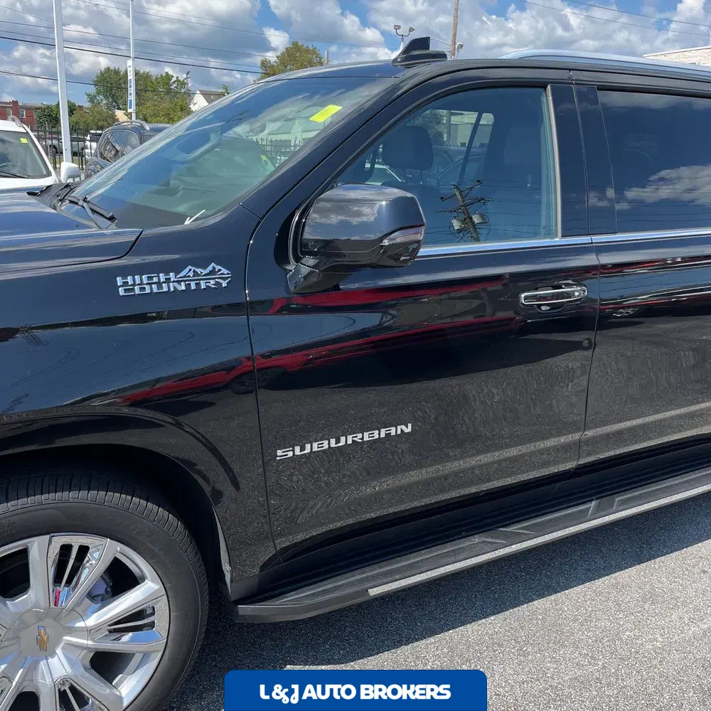 2021 Chevrolet Suburban High Country