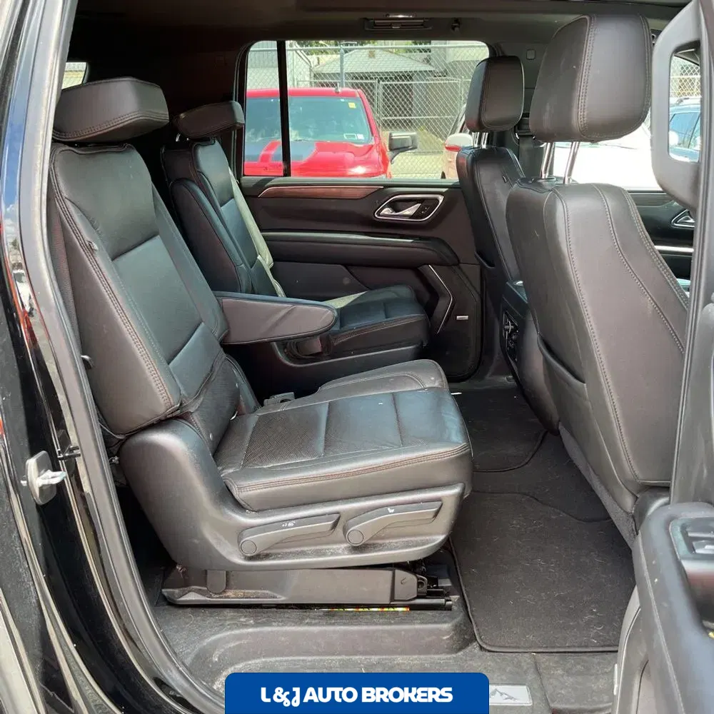 2021 Chevrolet Suburban High Country