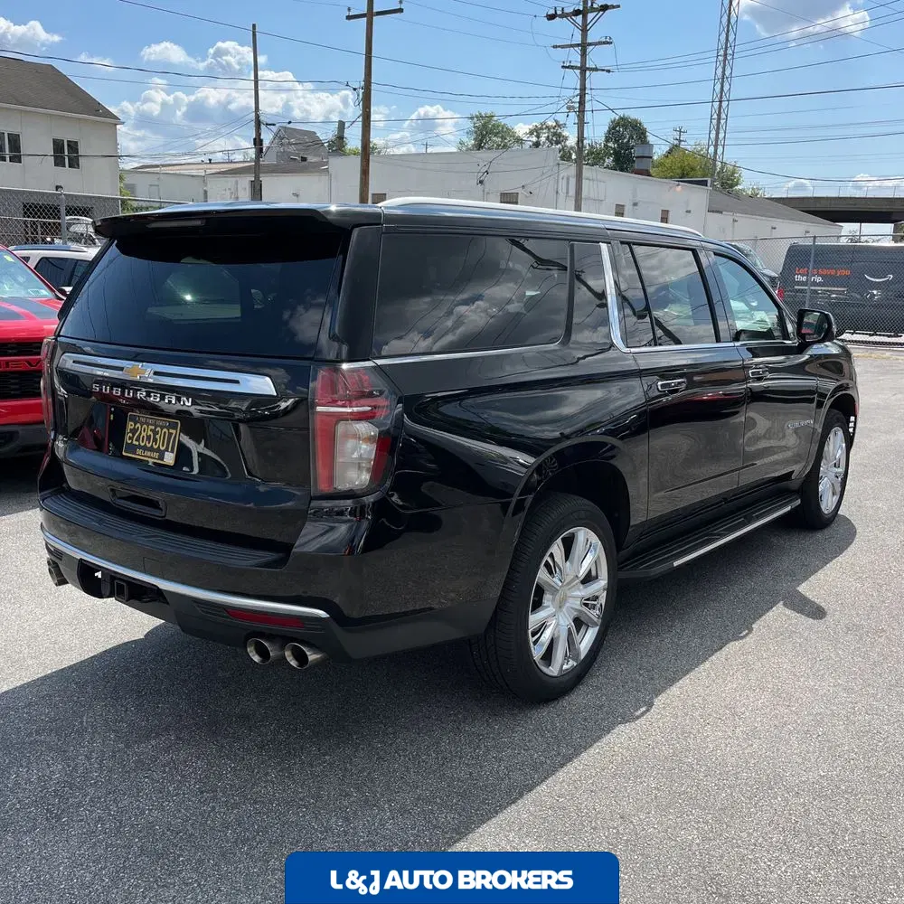 2021 Chevrolet Suburban High Country