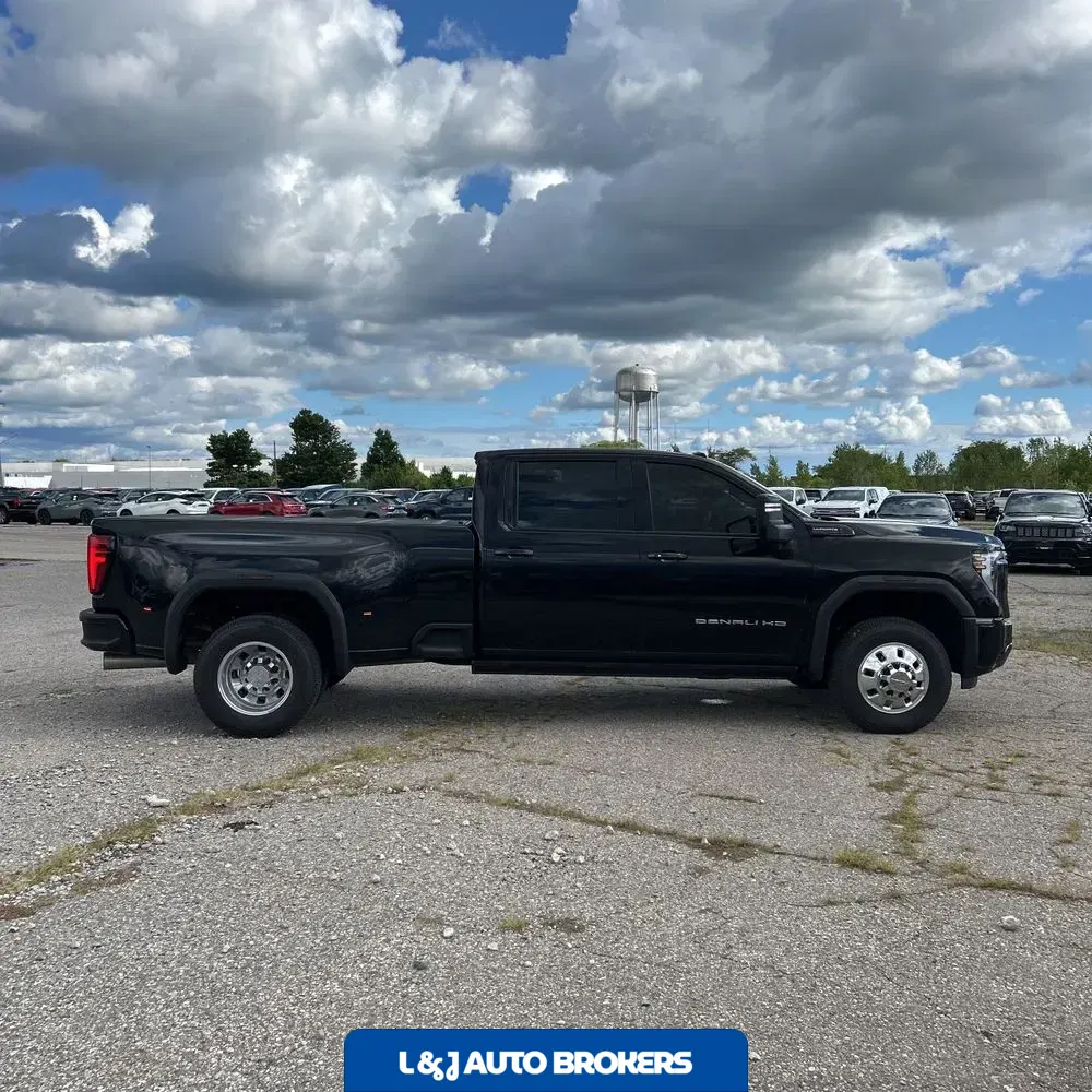 2024 GMC Sierra 3500 Denali Ultimate