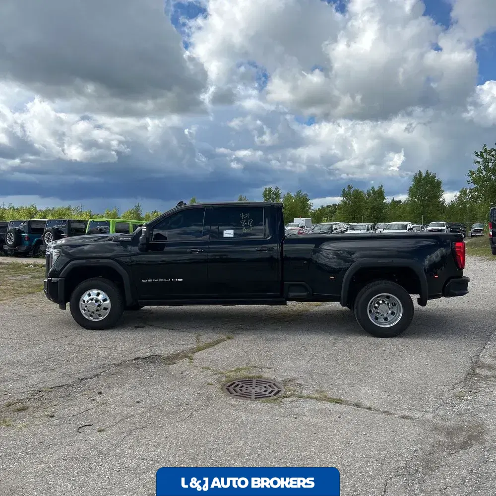 2024 GMC Sierra 3500 Denali Ultimate