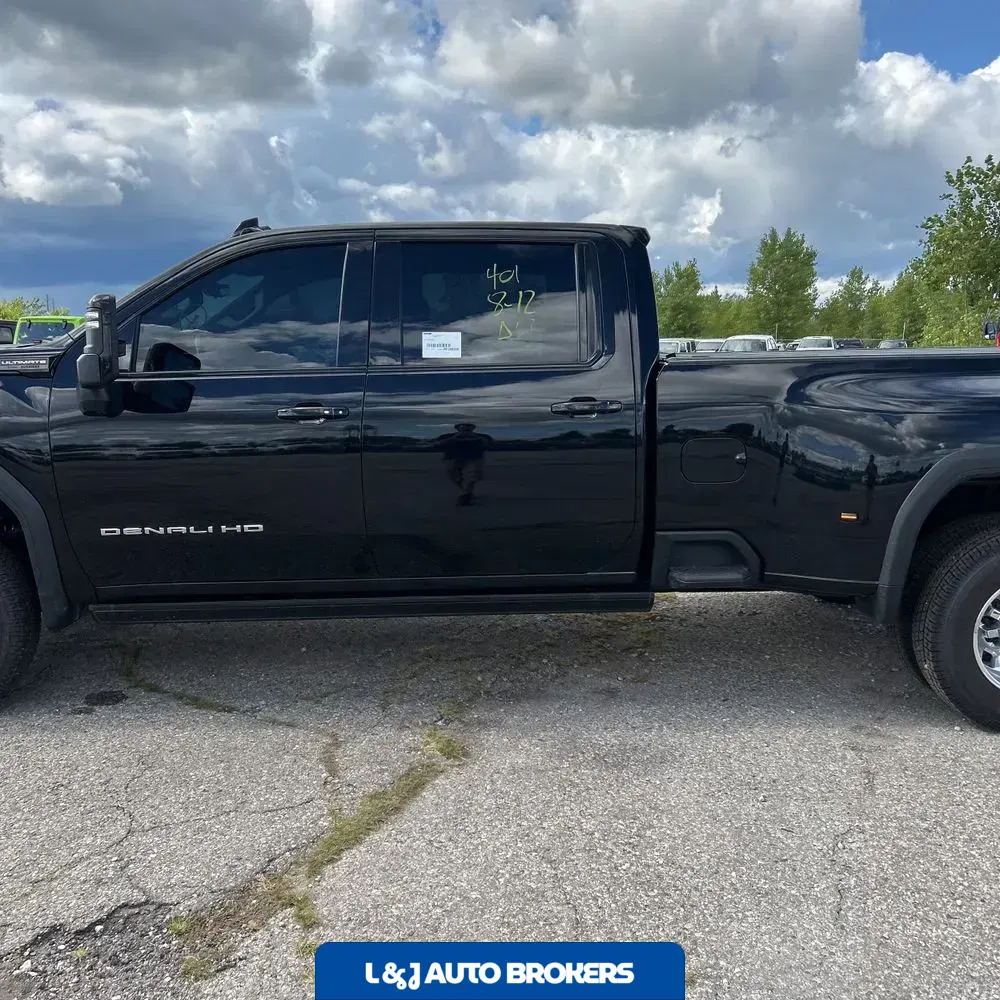 2024 GMC Sierra 3500 Denali Ultimate