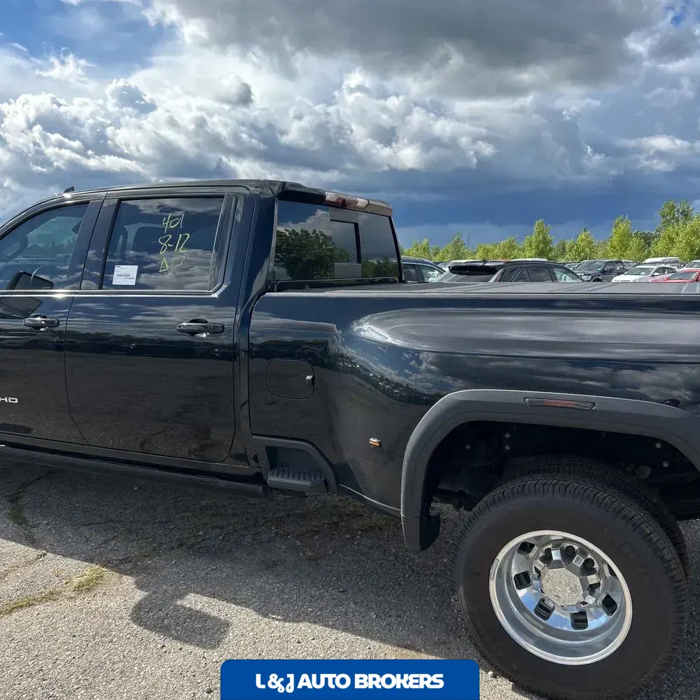 2024 GMC Sierra 3500 Denali Ultimate