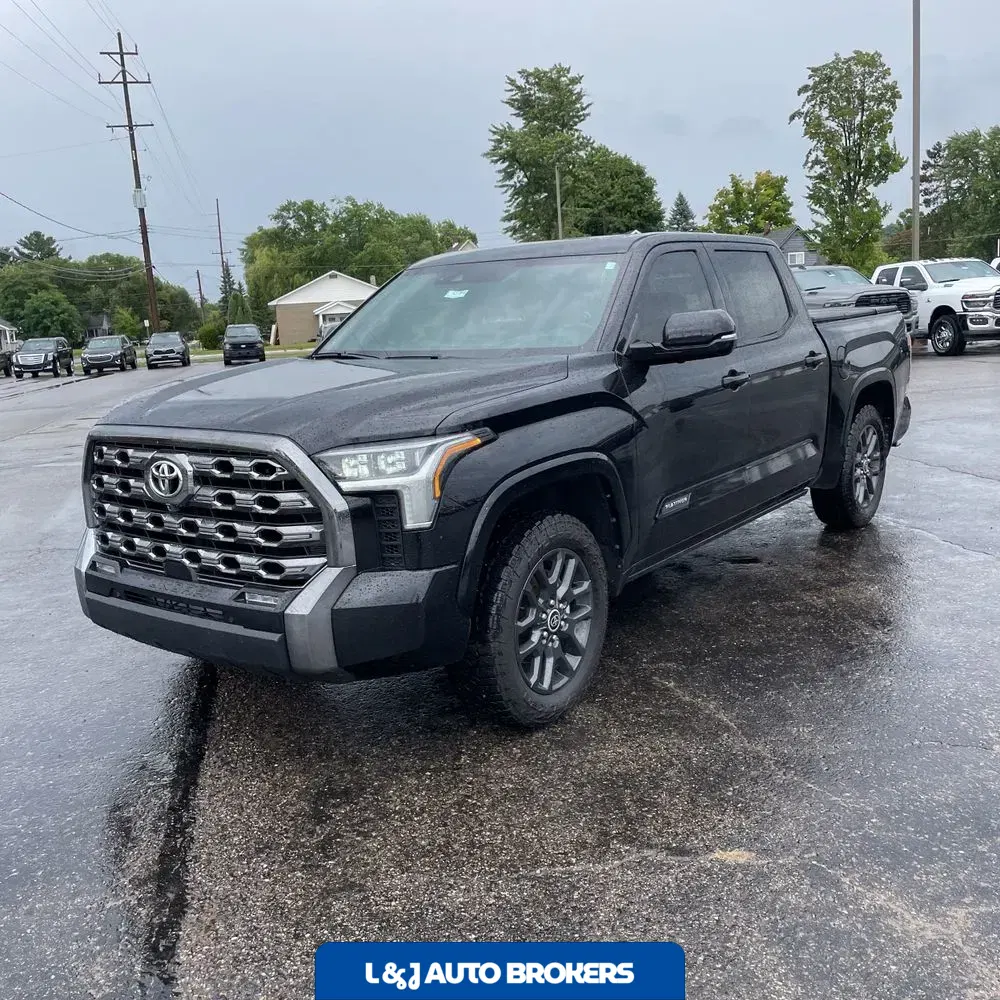2022 Toyota Tundra Platinum