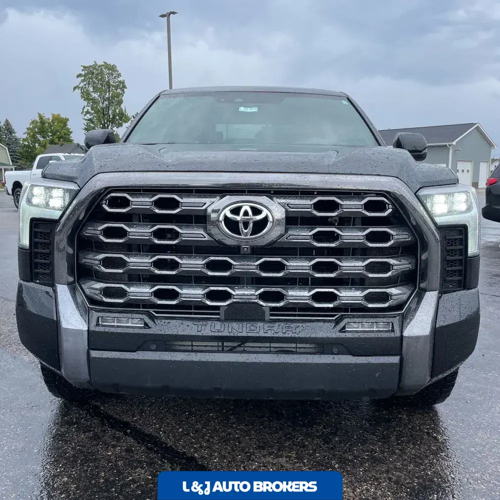 2022 Toyota Tundra Platinum