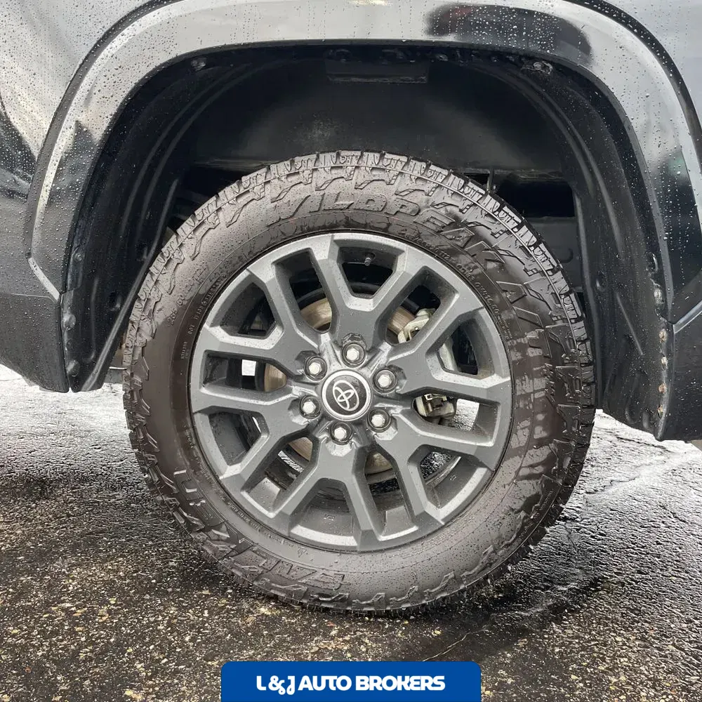 2022 Toyota Tundra Platinum