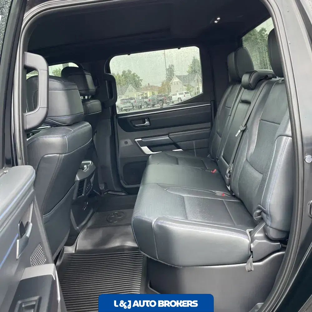 2022 Toyota Tundra Platinum