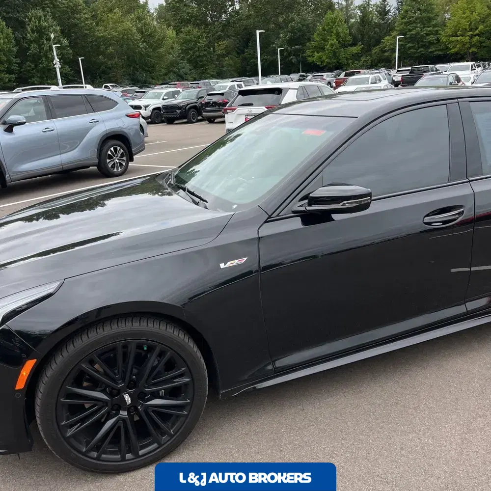 2023 Cadillac CT5-V Base