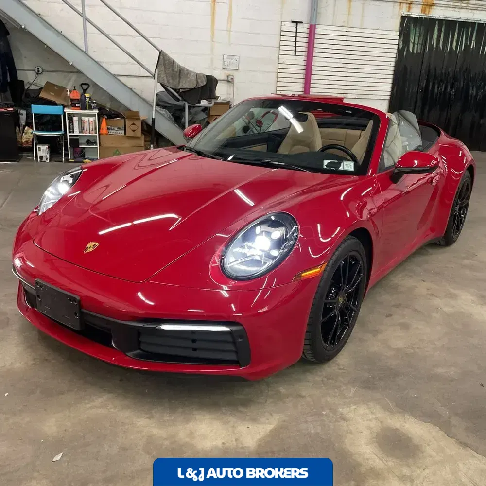 2021 Porsche 911 Carrera