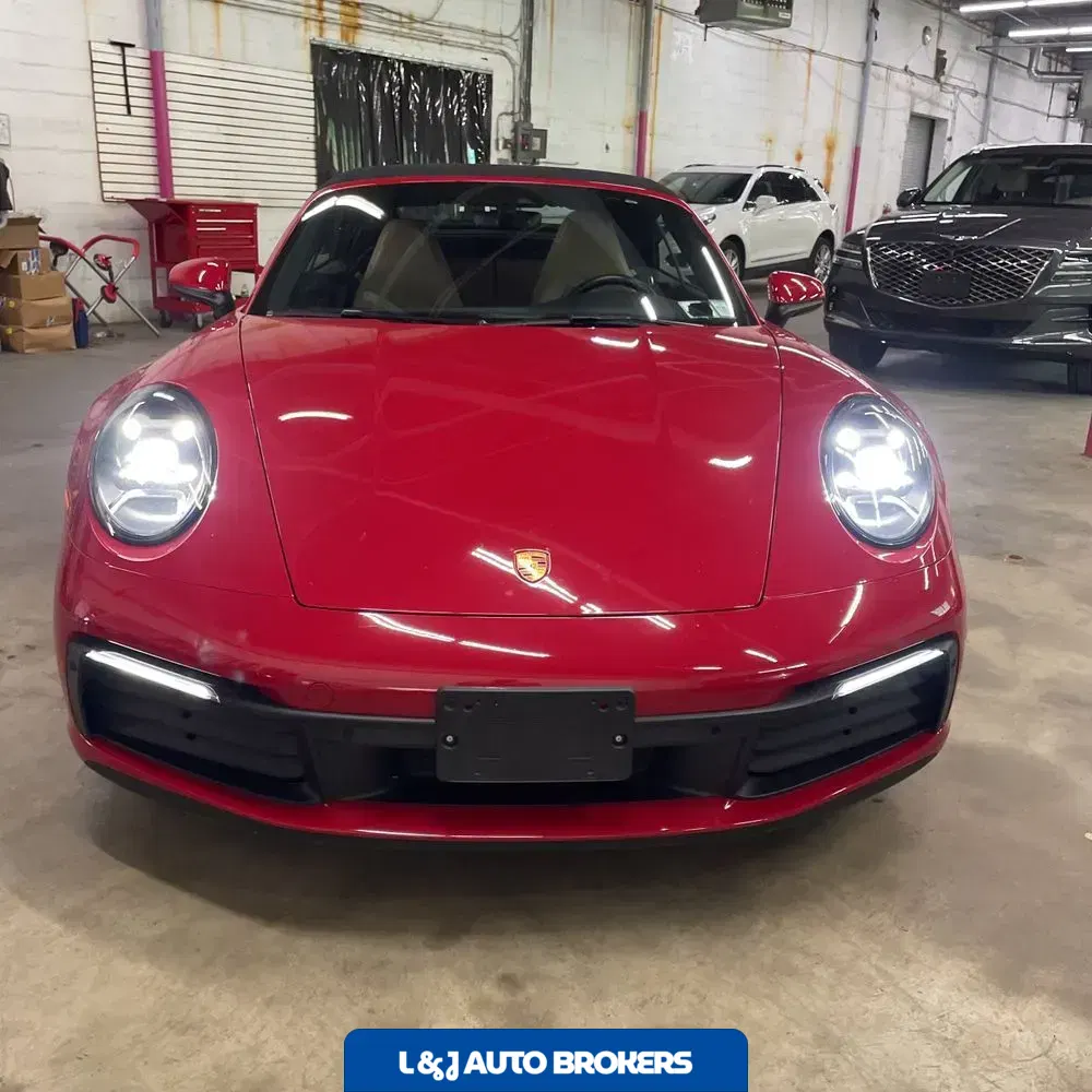 2021 Porsche 911 Carrera