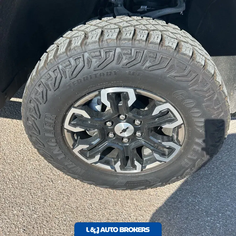 2024 Chevrolet Silverado 1500 ZR2
