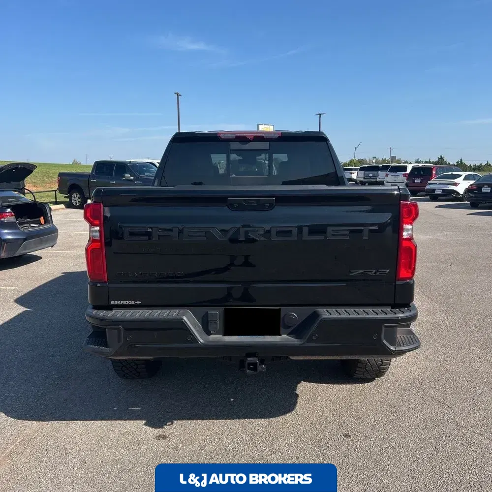2024 Chevrolet Silverado 1500 ZR2