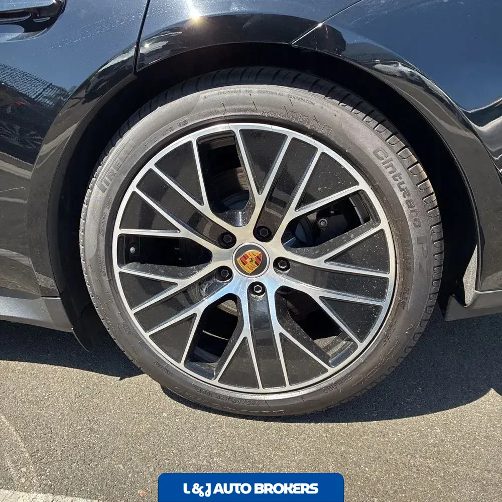 2023 Porsche Taycan Base