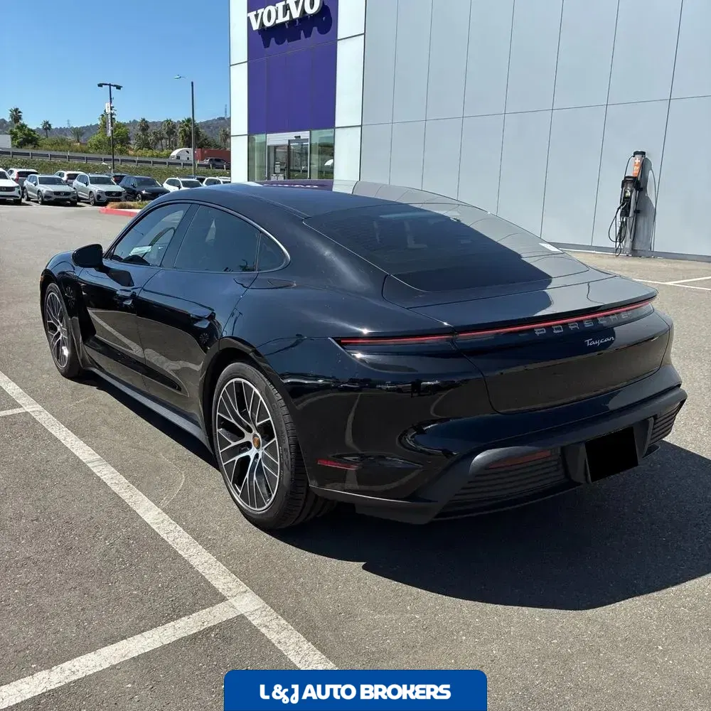 2023 Porsche Taycan Base