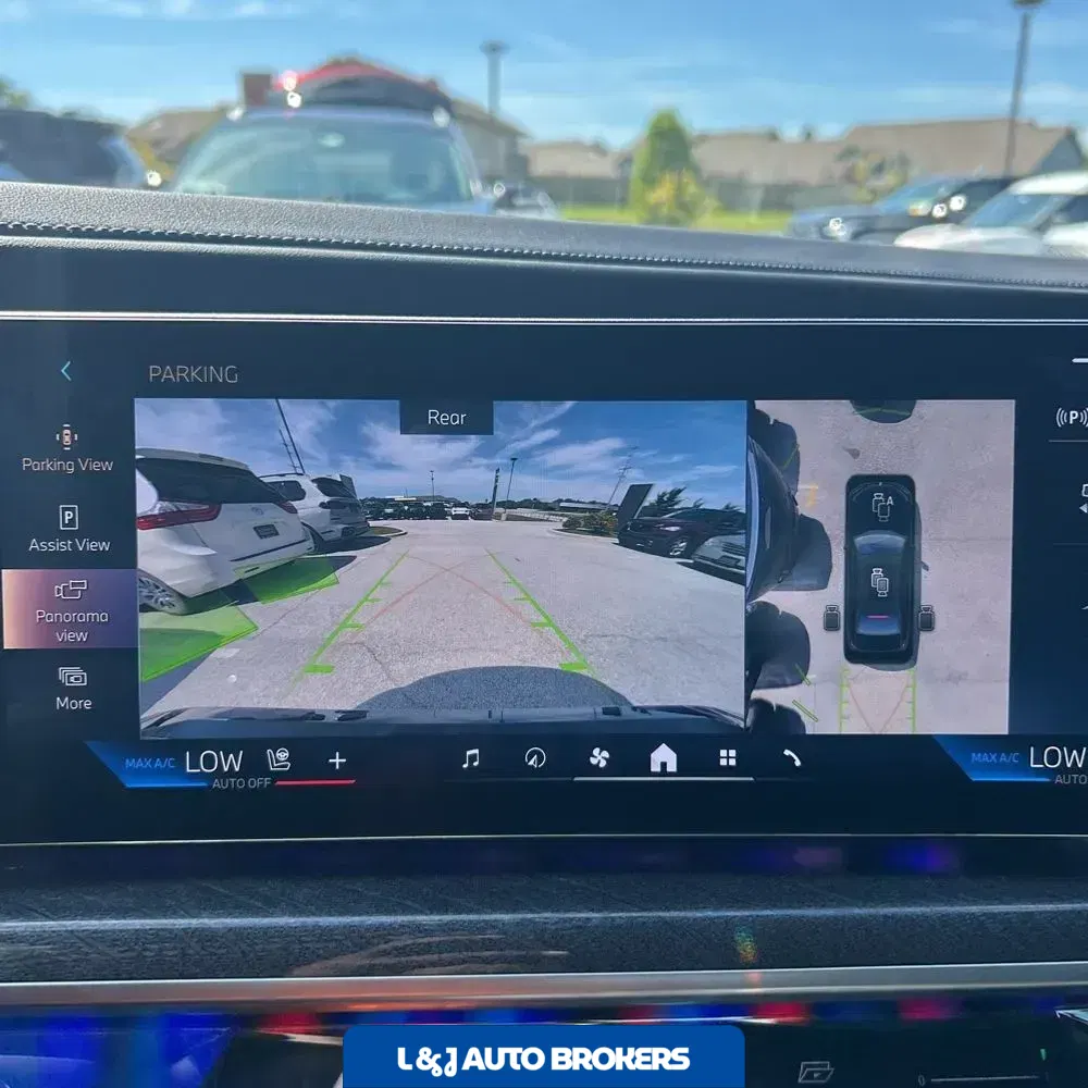 2024 BMW 7-Series 750e xDrive