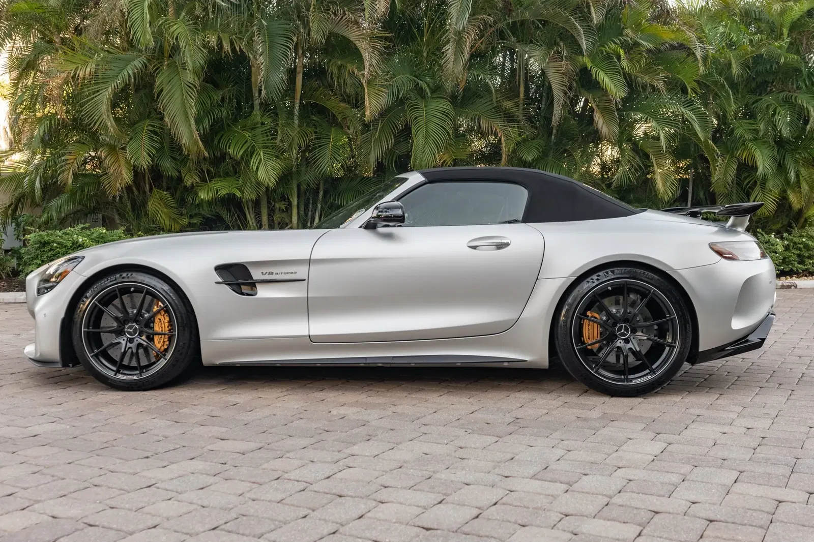 2020 Mercedes-AMG GT R Roadster