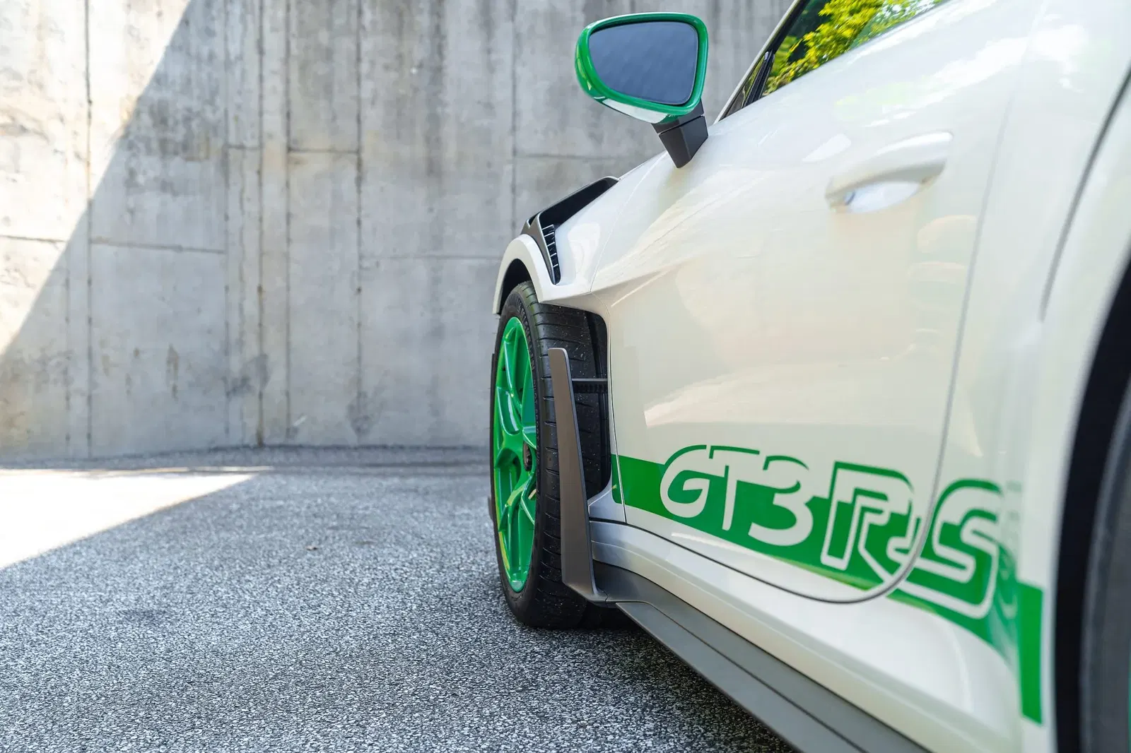 2023 Porsche 911 GT3 RS Tribute to Carrera RS Package