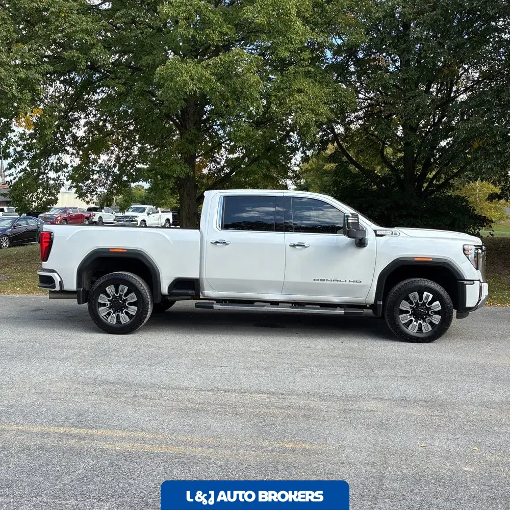 2025 GMC Sierra 2500 Denali