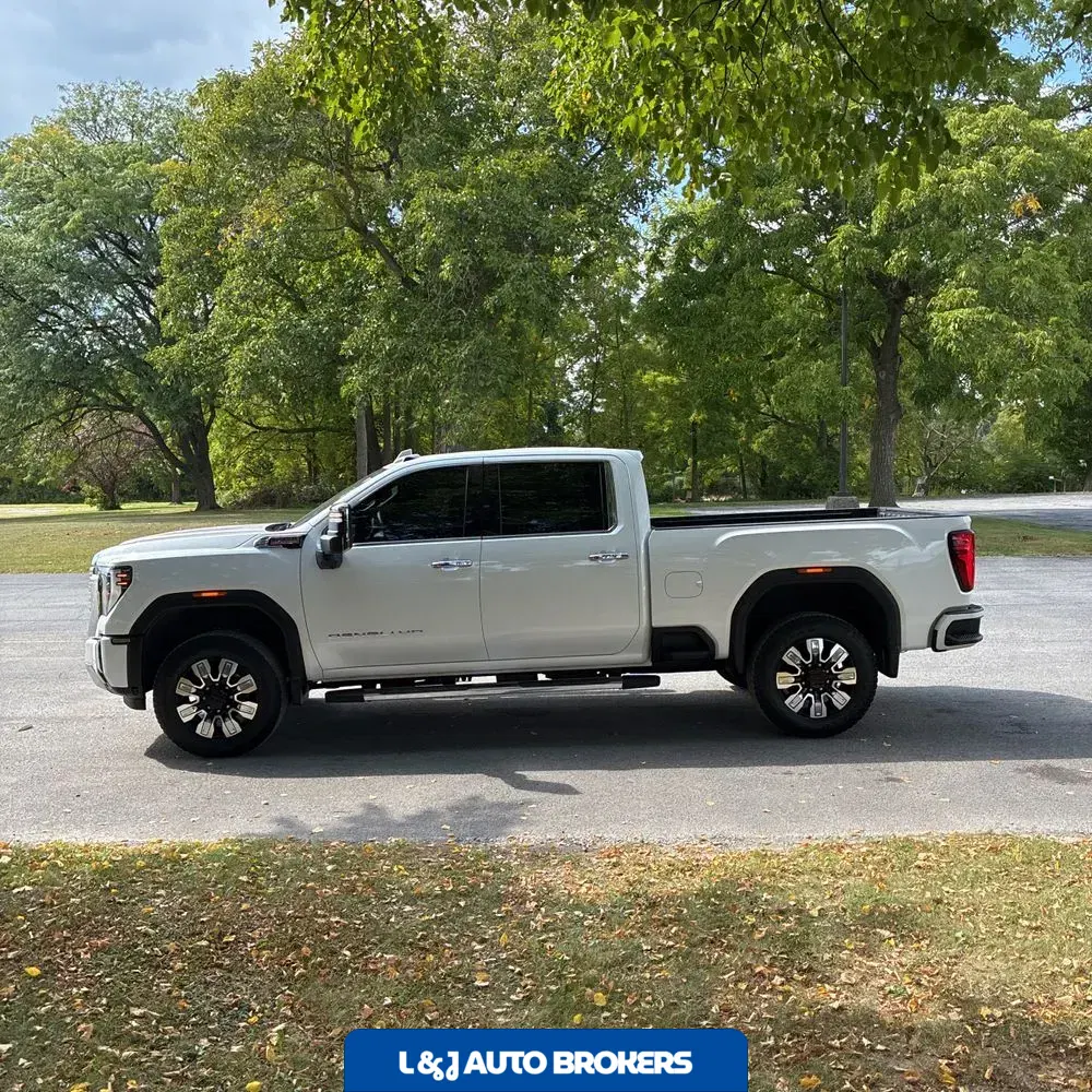 2025 GMC Sierra 2500 Denali
