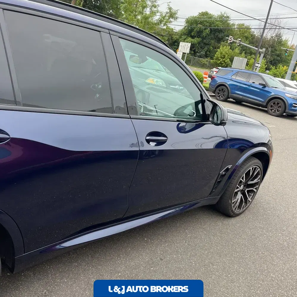 2022 BMW X5 M