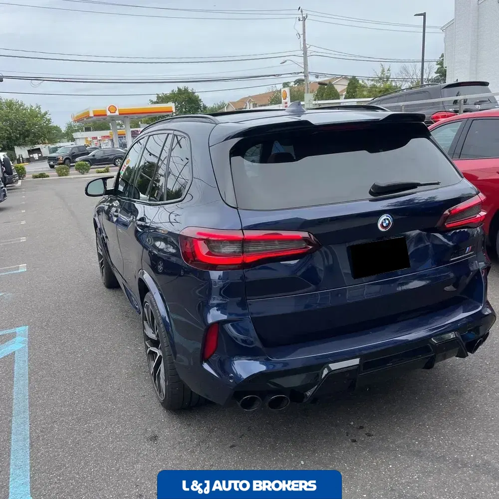 2022 BMW X5 M