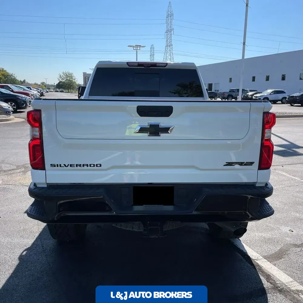 2024 Chevrolet Silverado 2500 ZR2