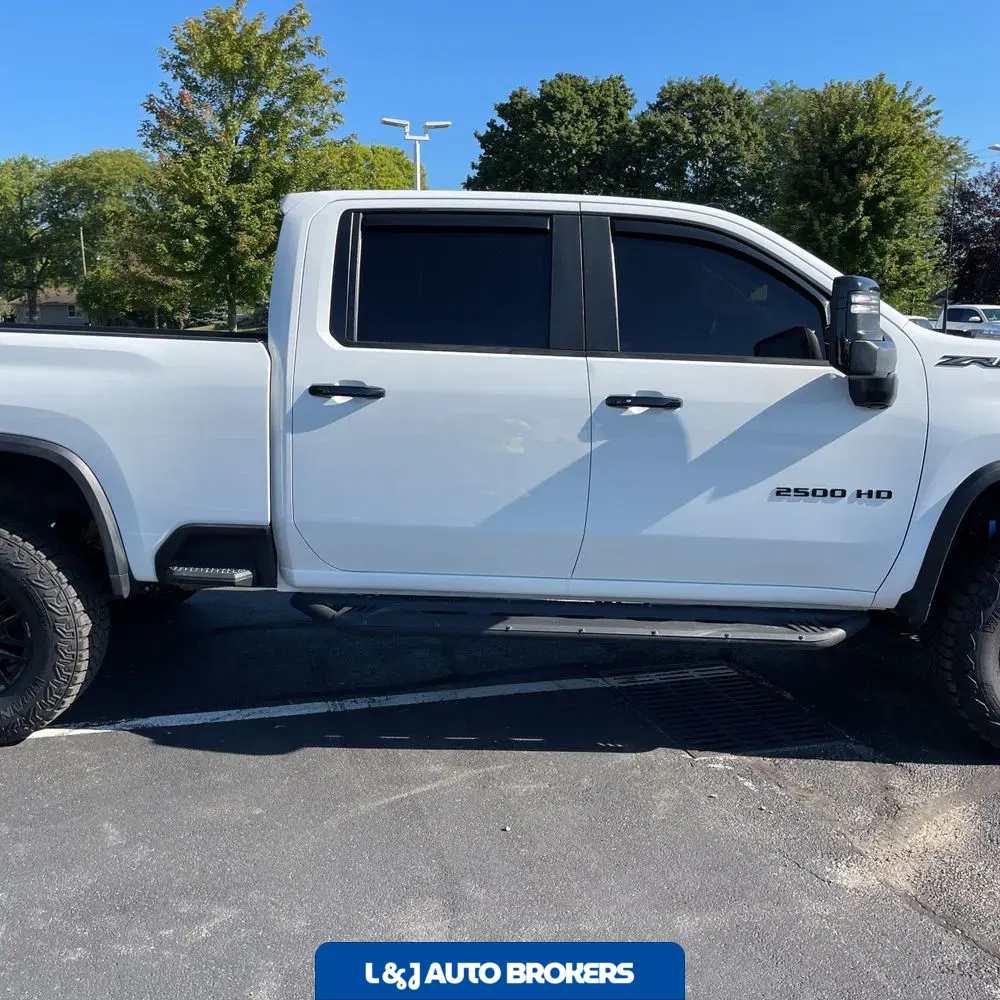 2024 Chevrolet Silverado 2500 ZR2